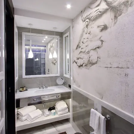 Πανσιόν Helmirage Piazza Di Spagna 4*