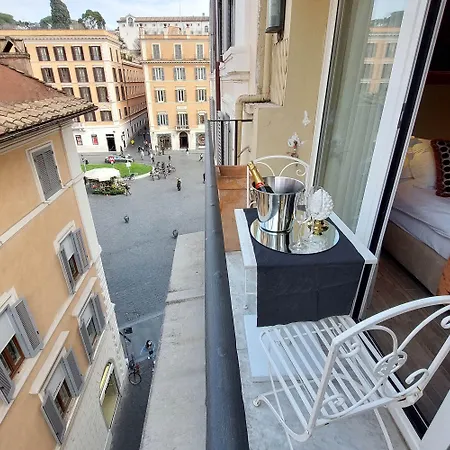 Helmirage Piazza Di Spagna Πανσιόν 4*