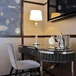 Helmirage Piazza Di Spagna Gæstehus 4*