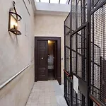 Helmirage Piazza Di Spagna