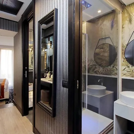 Helmirage Piazza Di Spagna Vendégház *