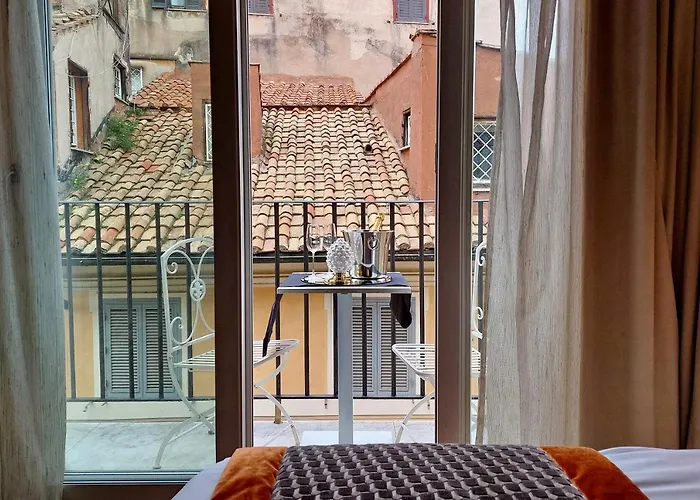 Helmirage Piazza Di Spagna Gasthof 4*