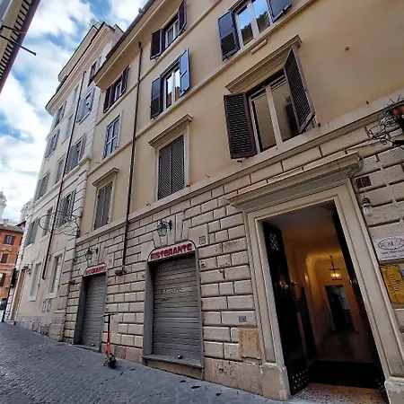 Helmirage Piazza Di Spagna Konukevi 4*