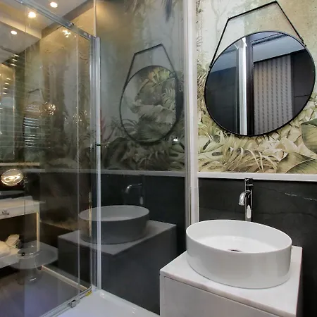 Helmirage Piazza Di Spagna 4* Rome