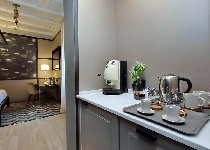 Helmirage Piazza Di Spagna 4* Rome