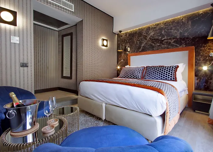 Maison d'hôtes Helmirage Piazza Di Spagna 4*
