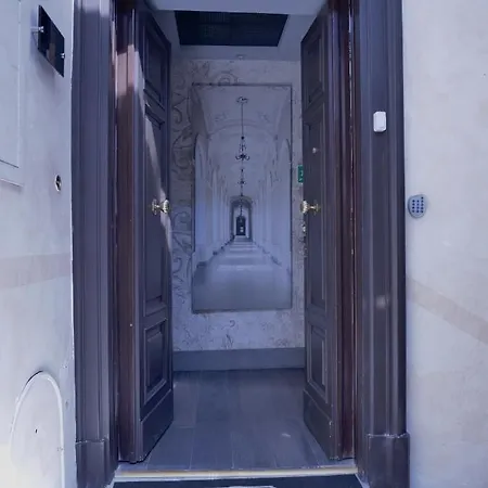 Helmirage Piazza Di Spagna Maison d'hôtes 4*